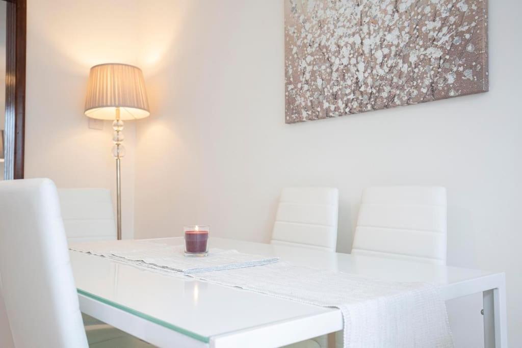 3 Bed House/Garden/Wi-Fi/Parking/Central Location Villa Guildford Kültér fotó